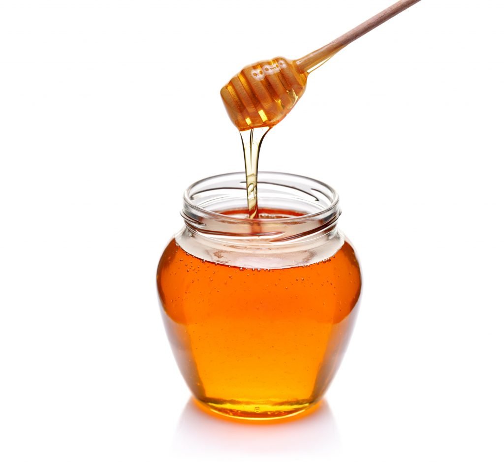 Honey to cure winter sore throat