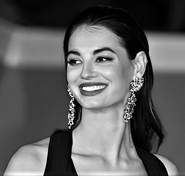 Francesca Chillemi Height, Net Worth Boyfriend Kids Secrets Revealed