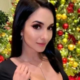 Vanessa Serros