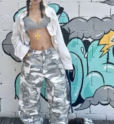 Style Core Aesthetic: How to Rock Baggy Clothes with Confidence style core aesthetics